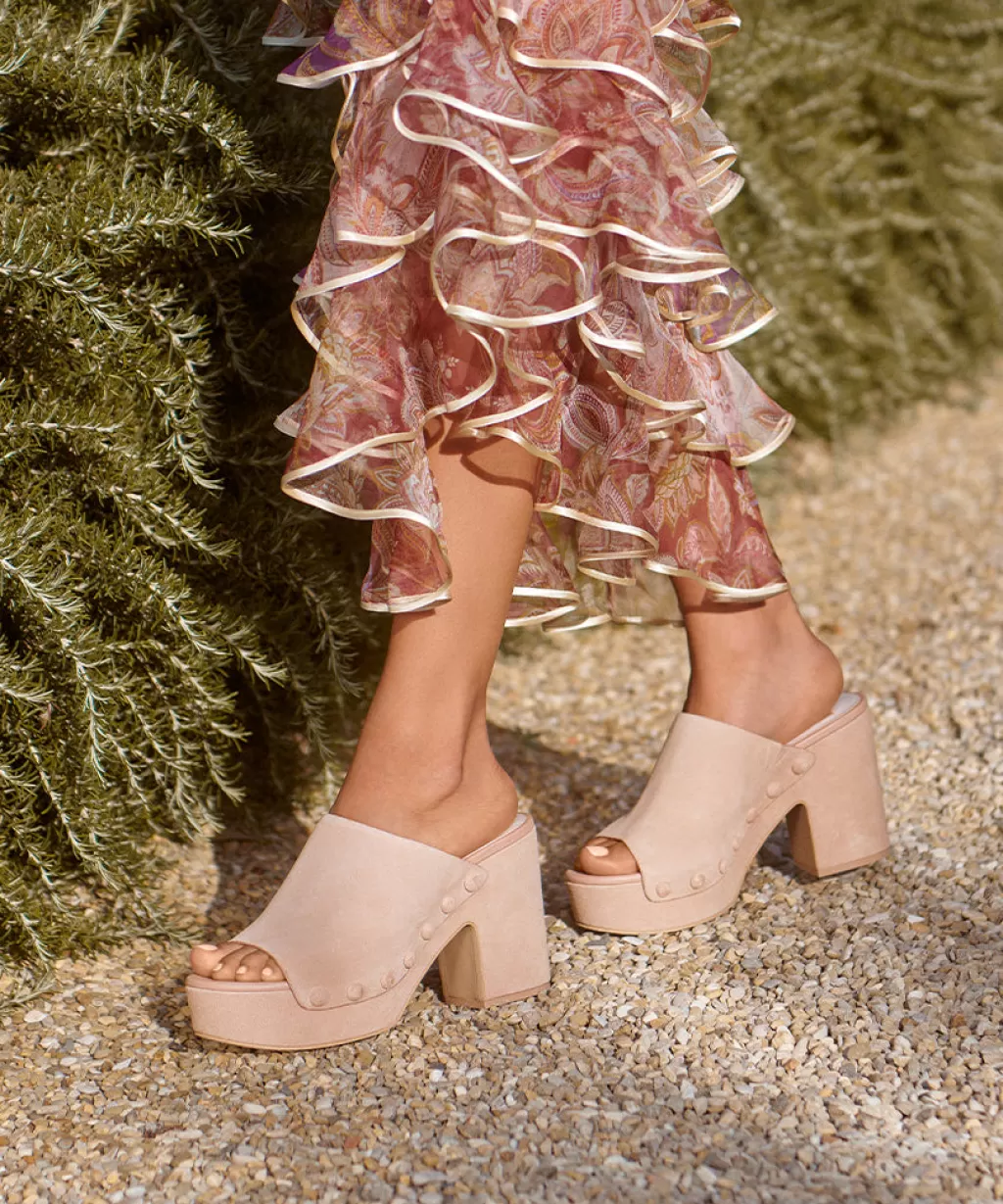 DOLCE VITA Emol Heels Blush Suede Flash Sale